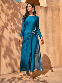 Swim Shayni 优雅的蓝绿色女士长袖连体裤和薄纱裙套装 - 不对称金属扣和长裤款式，是度假或节日场合的理想之选 - 水鴨藍 - 查看 6