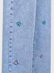 SHEIN Girls' Oversized Cute Casual Loose Fit Straight Leg Jeans, Light Blue Washed Cotton With Embroidered Butterfly Decor, Summer School Everyday - Light Wash - View 5