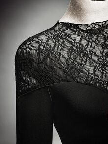 SHEIN ICON Plus Size Y2K Halloween Lace Patchwork Basic Bell Sleeve Knit T-Shirt Top Gothic Innerwear Fall - Black - View 8
