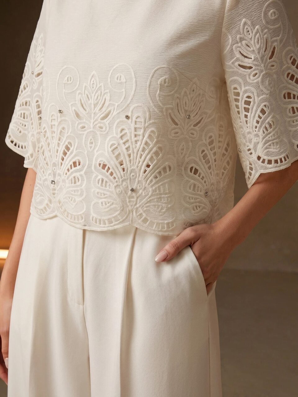 Anewsta Chic Ladies White Crochet Lace Panel Top With Half Sleeves Perfect For Casual Wear