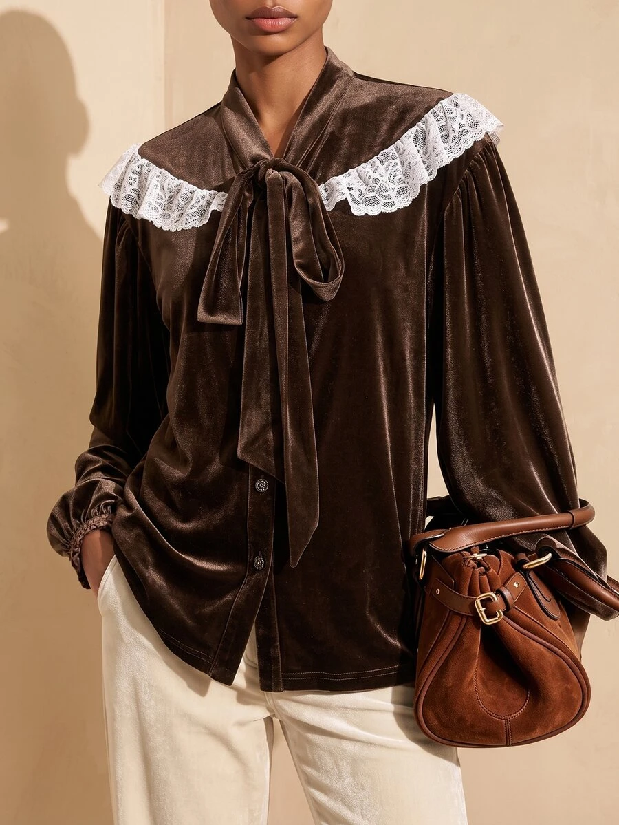 SHEIN Veneréa 女款優雅蕾絲拼接天鵝絨襯衫 - 彩色 - 查看 1