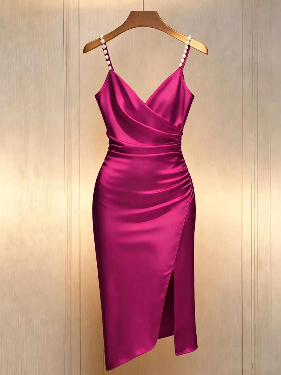 GlowEve CURVE Elegantes romantisches französisches Stil Damen Strick-Trägerkleid mit Kreuzausschnitt, tailliert, mit Perlen und Schlitz, Champagner-Satin-Charmeuse-Stoff, graziöses Satin-Kleid, Kleid für Hochzeitsgäste, Brautjungfernkleid, elegantes Partykleid, Valentinstag-Date-Kleid, Frühling/Herbst Neuankömmling Damenkleid - Heißes Pink - Übersicht 1