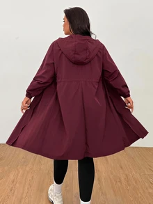 SHEIN EZwear 酒紅色大尺碼女款長袖前拉鍊連帽防水外套 - 酒紅色 - 查看 2