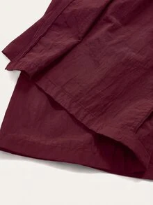 SHEIN EZwear 酒紅色大尺碼女款長袖前拉鍊連帽防水外套 - 酒紅色 - 查看 5