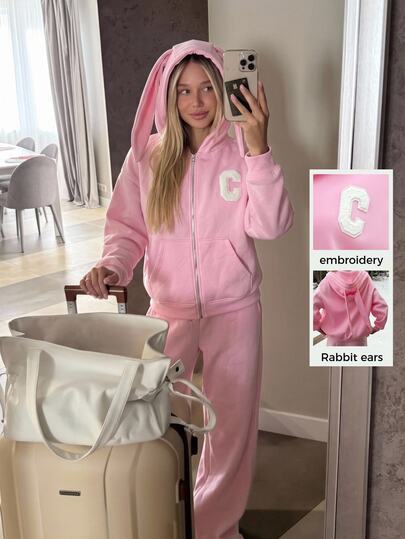 CovetEZ Sudadera dulce con capucha de orejas de conejo, cremallera, manga larga y patrón de letra C en color rosa para mujer