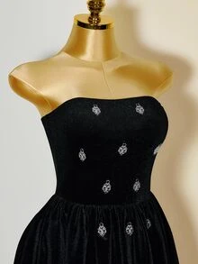 Zolique Strapless Metal Decorative Knitted A-List Dress - Black - View 5