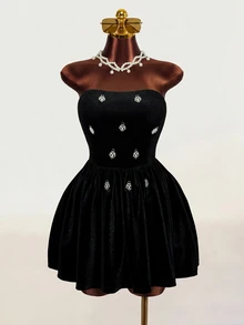 Zolique Strapless Metal Decorative Knitted A-List Dress - Black - View 1