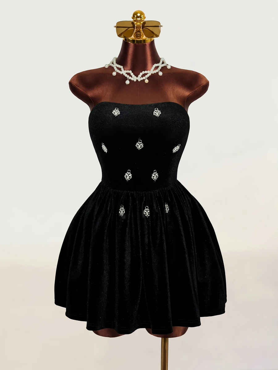Zolique Strapless Metal Decorative Knitted A-List Dress - Black - View 1