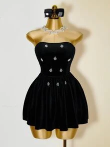 Zolique Strapless Metal Decorative Knitted A-List Dress - Black - View 3