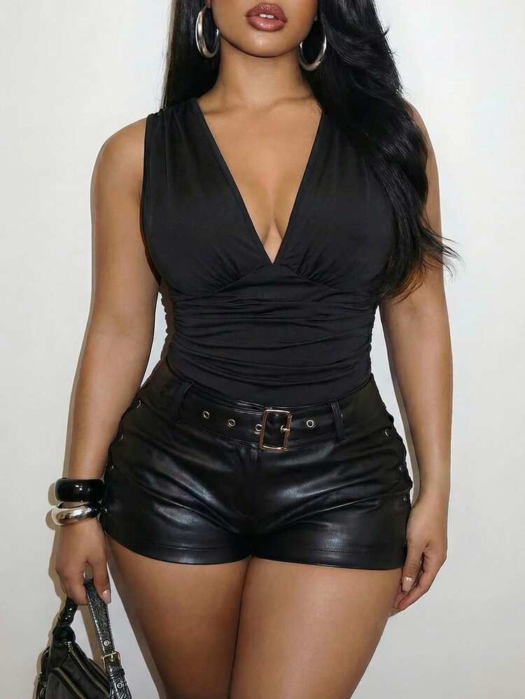 Slaydiva Atasan Tank Top Wanita Ukuran Plus Berkerah V Dalam untuk Pesta Malam Musim Panas, Pesta Teh, Klub Malam, Kemeja Rajut Tanpa Lengan Elastis Elegan dengan Detail Kerut dan Desain Bodycon - Hitam - View 6