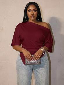Slaydiva 2026 Spring/Summer Women's Plus Size New Music Festival Anniversary Asymmetric Hem Ruched Asymmetric Neck Fashion T-Shirt - Burgundy - View 1