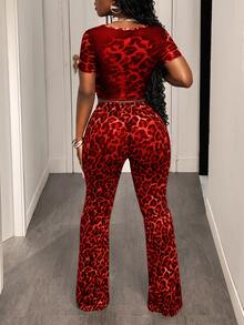 Slaydiva Women's Dark Red Leopard Print Mesh Knitted Two Pieces Set, Round Neck Short Sleeve Cropped T-Shirt&Flared Pants Outfit,Summer Club Night Rave Y2K - Red - View 2