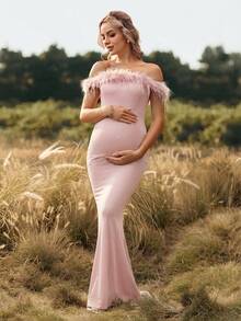 Cheriluna Maternity 孕妇写真礼服/优雅派对礼服/迎婴派对礼服 - 露肩仿羽毛领修身美人鱼长裙 - 粉色 - 查看 7