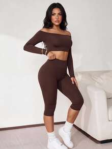 SHEIN Dewbera طقم رياضي نسائي بلون موحد يتكون من توب قصير مكشوف الكتفين وسروال ضيق - قهوة بني - مشاهدة 2