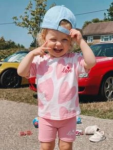 THE HAPPY LOOK Young Girl Heart Pattern Knit Soft Round Neck Short Sleeve Pullover Top And Elastic Waist Shorts 2-Piece Set - Pink - View 1
