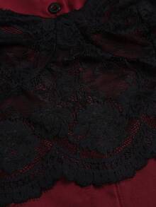 Sweetra Kemeja Lengan Panjang Kasual Serbaguna Wanita dengan Motif Renda dan Patchwork - Burgundy - View 6