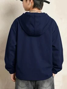 SHEIN 兒童青少年男孩休閒日常百搭舒適大字母印花連帽寬鬆長袖薄款梭織外套，適合通勤、上學、日常休閒、大學、旅行、運動，秋冬穿著 - 藏蓝色 - 查看 3