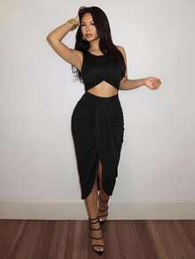 Slaydiva New Slim-Fit Hollow-Out Waist Twist Knot Long Vacation/Leisure Dress - H - Black - View 2