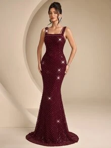Coutiva Elegant Sequined (Heavy-Weave) Square Neckline, Backless Design With Pearl Details, And Mermaid-Styl - Burgundy - View 6
