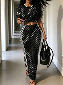 Slaydiva Tight Short Sleeve Round Neck T-Shirt And Fitted Maxi Skirt 2 Pieces Set - Black - View 5