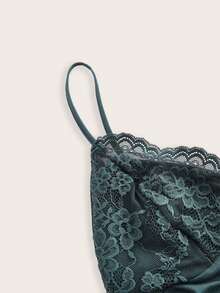 Sweetina Atasan Cami Y2k dengan Pita Depan Renda Kontras - Dark Green - View 3