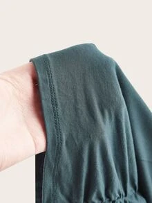 Sweetina Atasan Cami Y2k dengan Pita Depan Renda Kontras - Dark Green - View 7