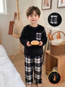 小男孩極簡時尚休閒日常舒適親膚加厚保暖內裡秋冬黑白格紋圓領套頭長袖上衣，附拼接格紋口袋與配套長褲睡衣套裝，2件居家服 - 黑色 - 查看 8