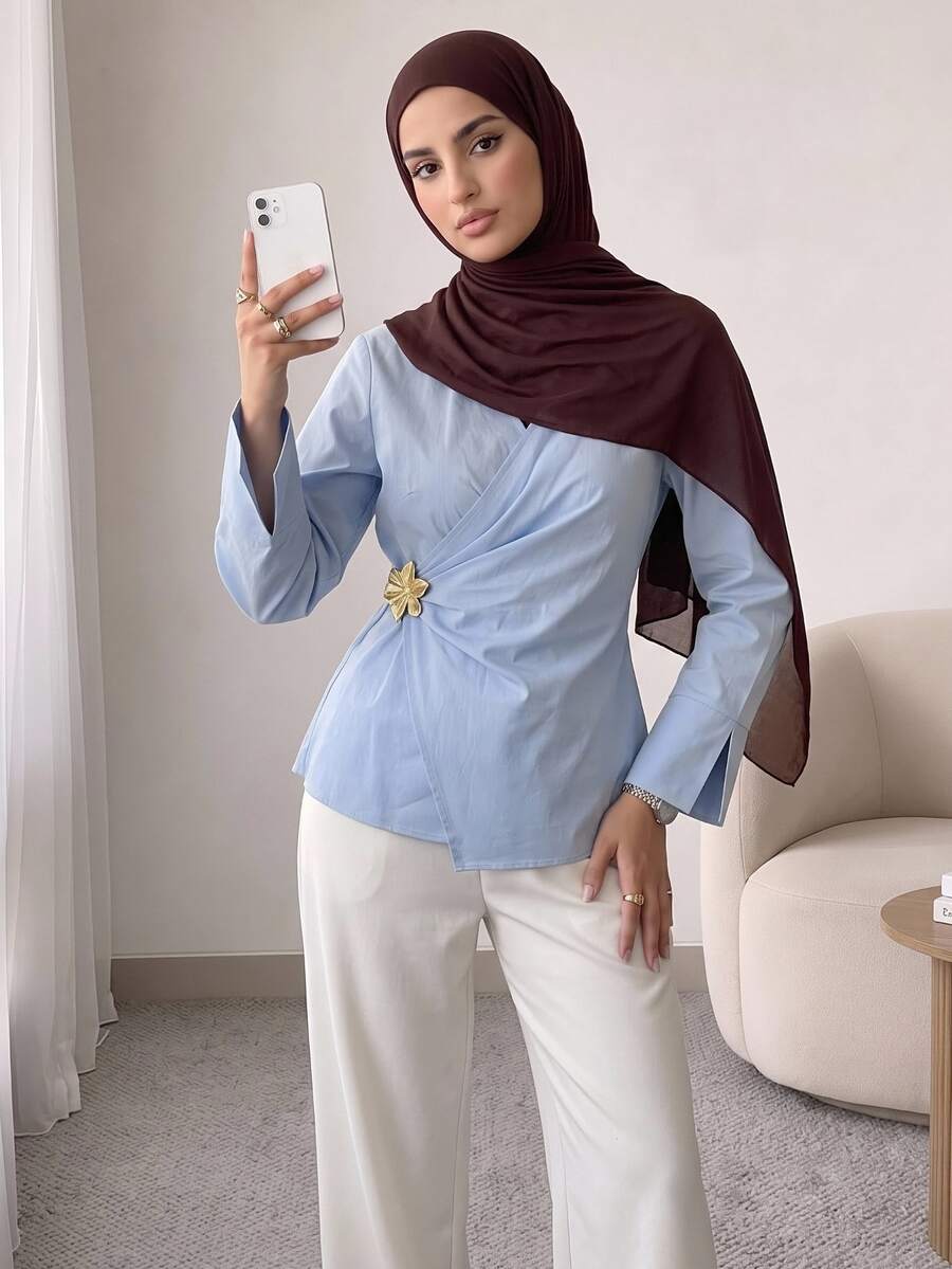 Solavon Women's Solid Color Metal Decor Pleated Casual Versatile Daily Wear Blouse