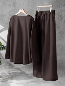 SHEIN LUNE CURVE 大尺碼青蛙鈕扣長袖襯衫與休閒長褲兩件套 - 咖啡棕 - 查看 2