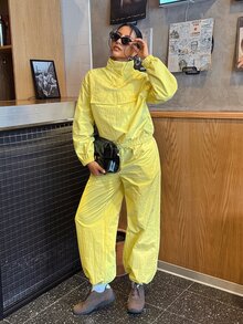 Muchica Women's Bright Yellow Windbreaker Two Piece Set, Lightweight High Neck Pullover Jacket With Pocket And Drawstring Wide Leg Pants Y2K Casual Sportswear - Yellow - View 3
