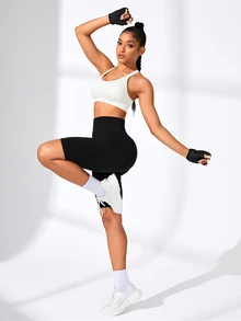 SHEIN Sports High-Waist Seamless Solid Color Sports Shorts, Suitable For Yoga And ExerciseWomen Sweat Short, Gym Short, Biker Short - Black - View 5