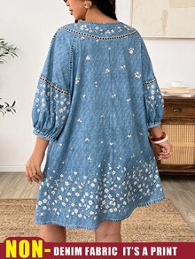Weeklong Plus Size Women's Small Round Neck Dropped Shoulder Puff 3/4 Sleeve Loose Fit Denim Effect Ditsy Floral Faux Button Mid-Length Casual Vacation Spring Outing Dress - Blue - View 4