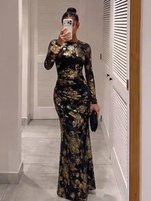 Silquee 優雅修身黑色長袖派對洋裝，金色箔面植絨設計，適合秋冬穿著，優雅風格，適用休閒與正式場合 - 黑色 - 查看 3