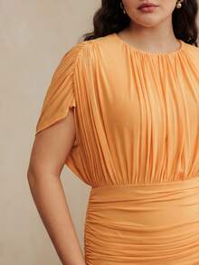 Anewsta Spring/Summer New Solid Color Elastic Mesh Soft Delicate Round Neck Gathered Design Plus Size Women Long Dress - Pale Yellow - View 2