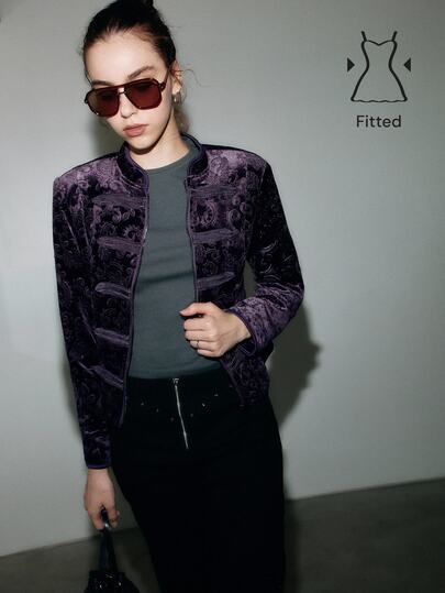 Nöista  Violet Velvet Chinese-Style Short Jacket, Slim Fit, Comfortable. Elegant, Soft To The Touch, Versatile Piece That Adds TouchFall/Winter,.