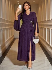 Reflora Gaun Pesta Formal Pernikahan Warna Ungu Tua Musim Gugur Elegan Kasual Plus Lengan Belah dengan Detail Rhinestone dan Glitter - Purple - View 7