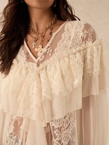 Easelle Vintage Bohemian V-Neck Lace Patchwork Romantic Women's Blouse - Beige - View 8