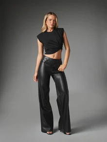 MISSGUIDED Black Crew Neck Cap Sleeve Ruched Twist Crop Top With Padded Shoulders Party Night Out Summer Festival Style - Black - View 3