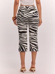 SHEIN BAE Women's Fashion Zebra Print Button Decor Capri Pants,Thanksgiving,Holiday Party, - Black and White - View 2