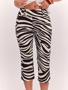 SHEIN BAE Women's Fashion Zebra Print Button Decor Capri Pants,Thanksgiving,Holiday Party, - Black and White - View 4