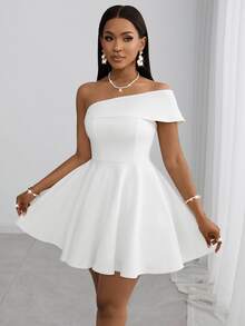 Slaydiva New Spring/Summer 2025 White Off-Shoulder Mini Dress - Elegant Romantic Wedding Fitted Suitable For Music Festival, Party, Club, Dinner - White - View 7