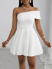 Slaydiva New Spring/Summer 2025 White Off-Shoulder Mini Dress - Elegant Romantic Wedding Fitted Suitable For Music Festival, Party, Club, Dinner - White - View 9
