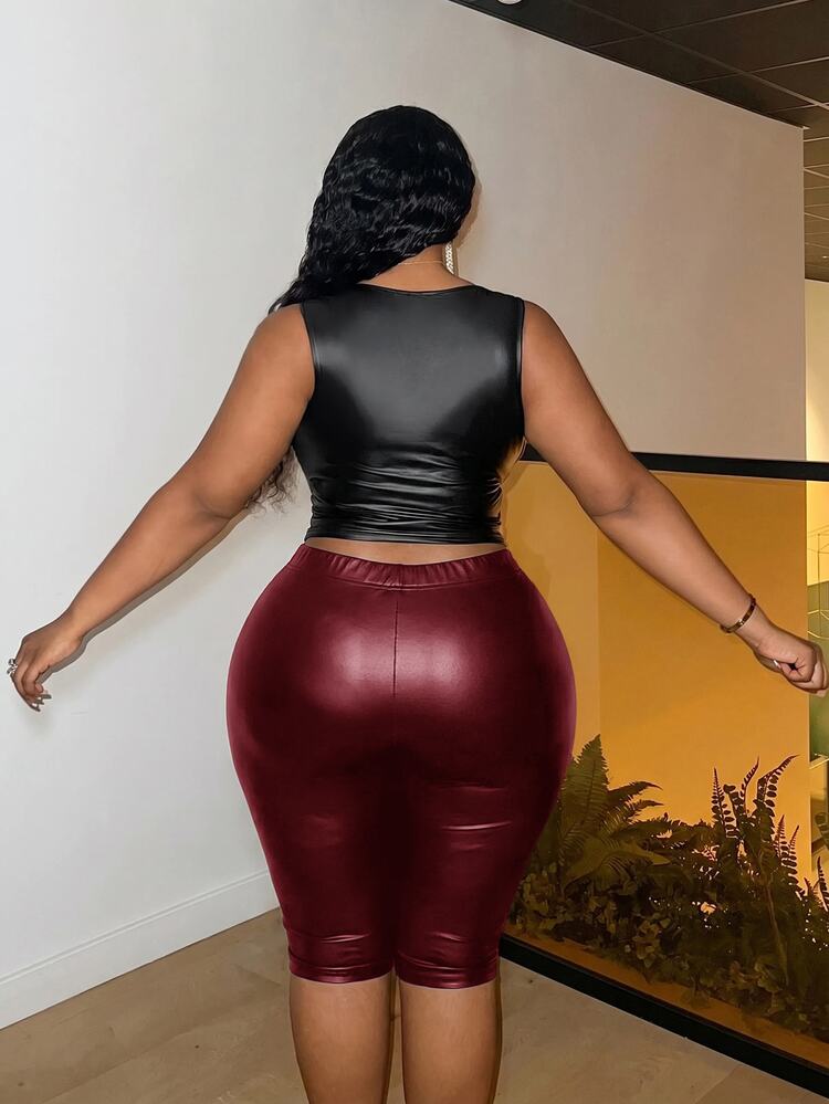 Slaydiva Summer Street Style Sexy Slim Fit Burgundy Tight Jeans (6-Inch Shorts), Hollow Design, Lightweight PU Fabric, Plus Size Women's Party Night - Red - View 2