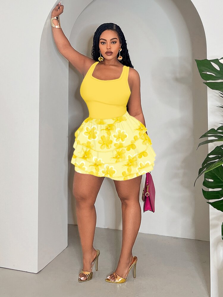 Slaydiva Butter Yellow Summer Cute Vacation Women's Plus Size Slim Cropped Tank Top And Loose Layered Ruffle Trim Shorts 2pcs Flora Graphic Print Bohe Music - Multicolor - View 3