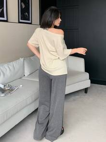 DAZY 女款 3 件式休閒性感居家套裝，奶油黃、黑白配色細肩帶背心、T恤罩衫與直筒長褲，適合夏季外出 - 米色 - 查看 2