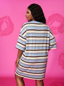 Slaydiva 大码女式条纹V领落肩休闲宽松连衣裙 - 彩色 - 查看 2