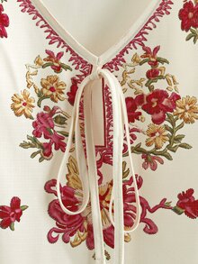 SHEIN LUNE CURVE [印花設計] 大尺碼女款花卉印花前綁帶休閒背心，適合度假 - 米色 - 查看 4