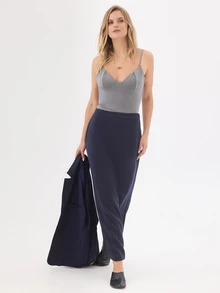 KÆRIA Hus Rok Maxi Model Kolom - Drape Lyocell - Biru Tua - Detail Belahan Belakang, Blazer Senada, Gaya Minimalis Elegan untuk Kantor Musim Gugur - Hitam - View 6