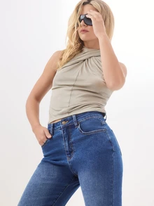 KÆRIA Hus 90s High Rise Straight Leg Jeans - Comfort Stretch Denim - Mid Blue Wash - Clean Line, Refined Everyday Aqua Blue Summer Casual - Medium Wash - View 6