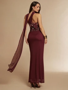 Silquee Gaun Elegan Wanita Tanpa Lengan dengan Motif Bunga Patchwork dan Payet - Burgundy - View 4